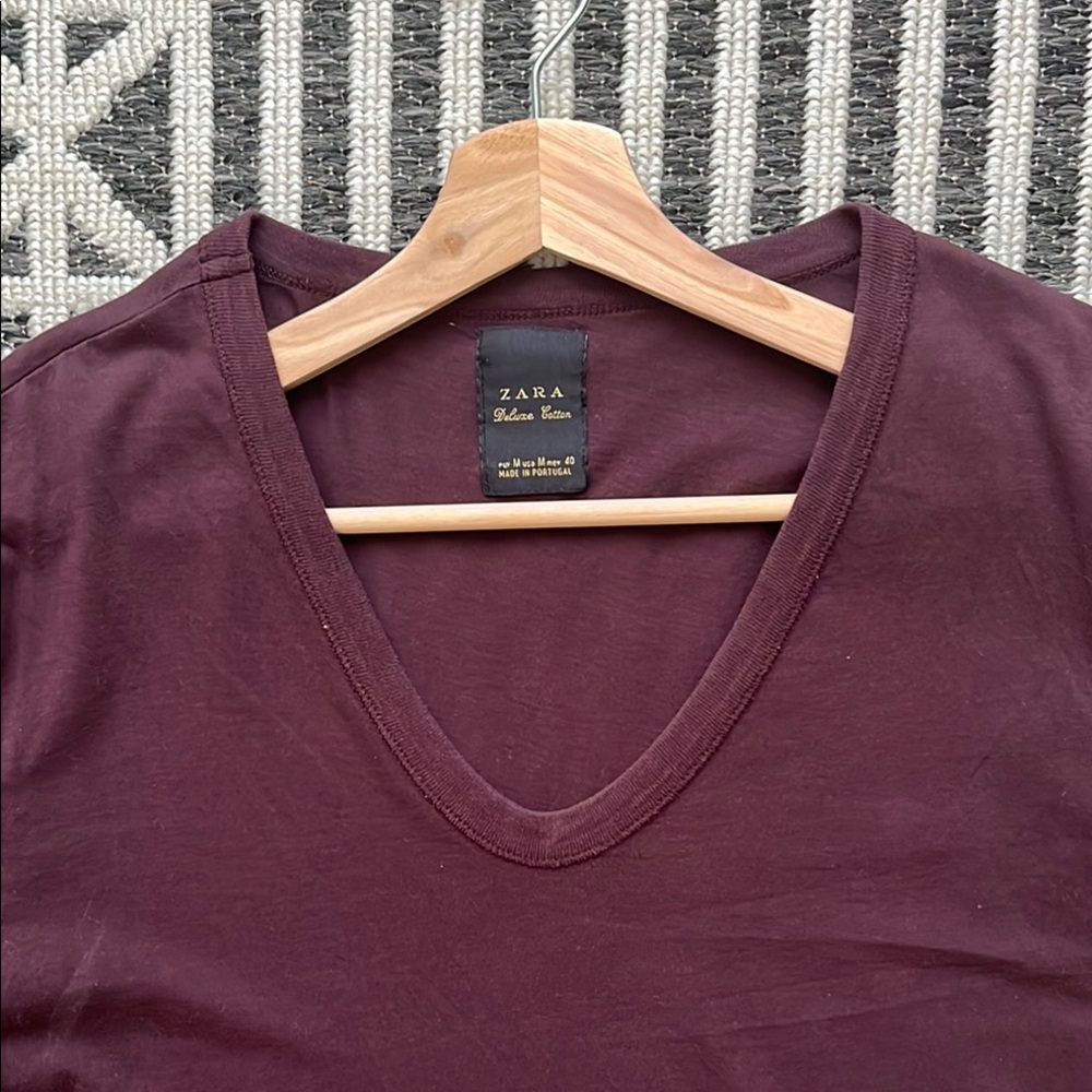 Zara Red Fitted Deep V Short Sleeve T-Shirt (M /40)